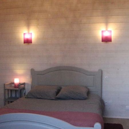 Bais  Chambres Aux Bonnes Herbes מראה חיצוני תמונה